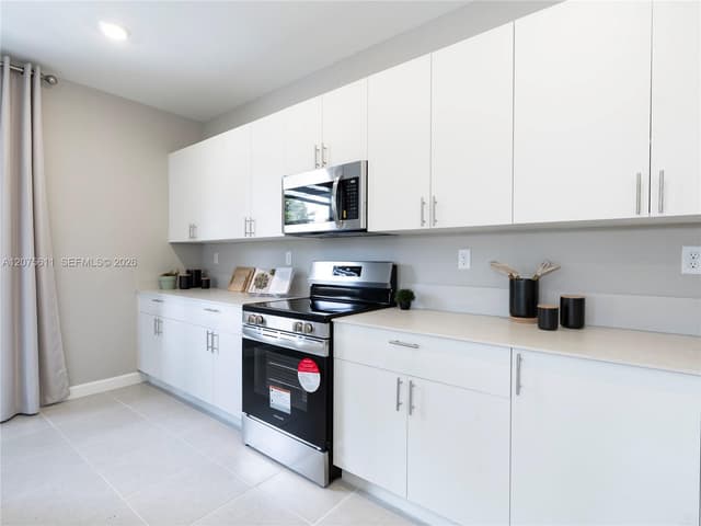 27307 SW 159 CT, Miami FL 33031 - Miami, FL - Photo 7