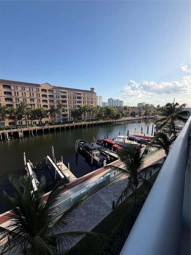 2950 NE 188th St # 325, Aventura FL 33180 - Aventura, FL - Photo 4