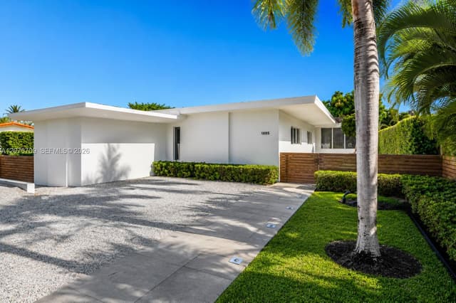 1885 Daytonia Rd, Miami Beach FL 33141 - Miami Beach, FL - Photo 4