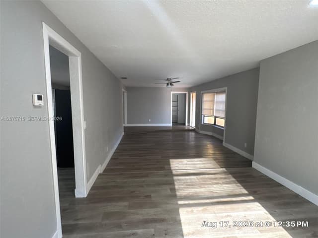9401 NW 20th St, Pembroke Pines FL 33024 - Pembroke Pines, FL - Photo 3