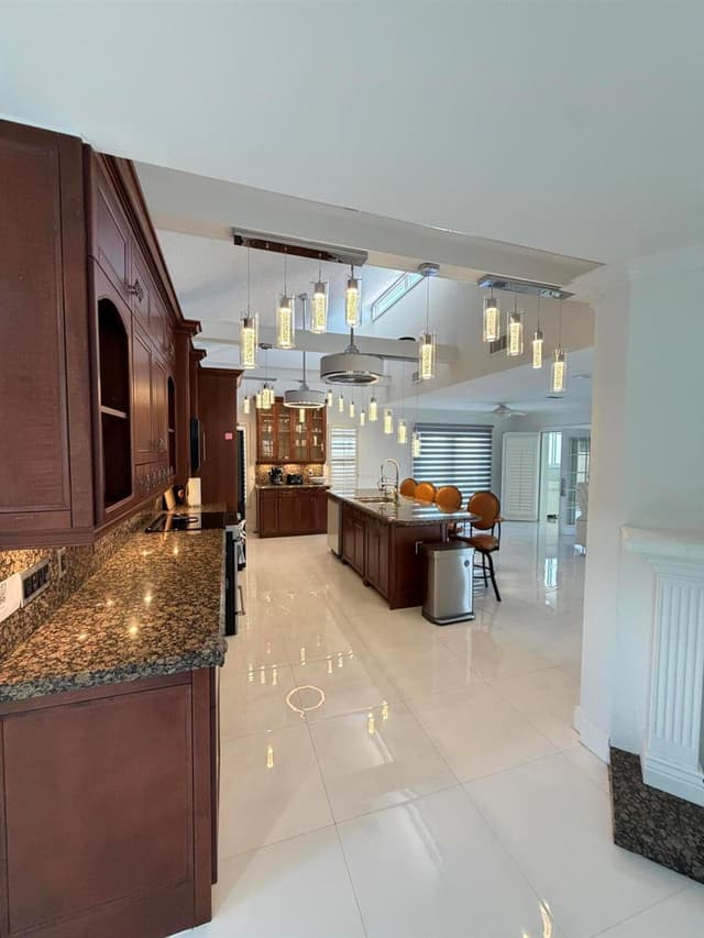 2557 SW 14TH Court, Deerfield Beach FL 33442 - Deerfield Beach, FL - Photo 3