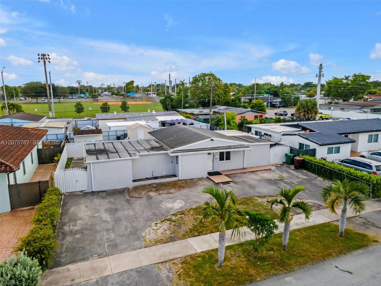 6049 W 14th Ct, Hialeah FL 33012 - Hialeah, FL - Photo 1
