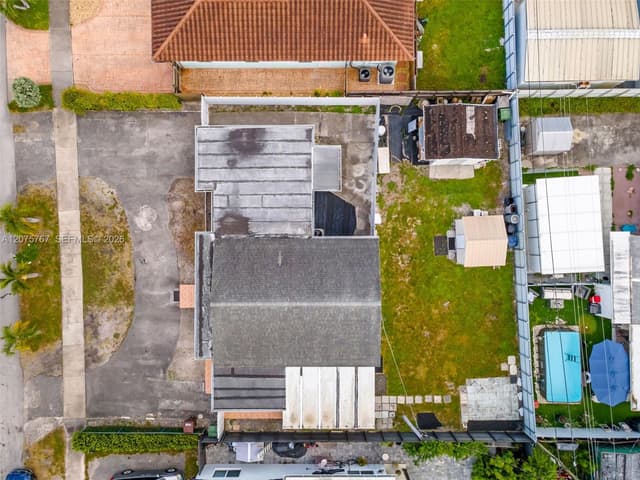 6049 W 14th Ct, Hialeah FL 33012 - Hialeah, FL - Photo 4
