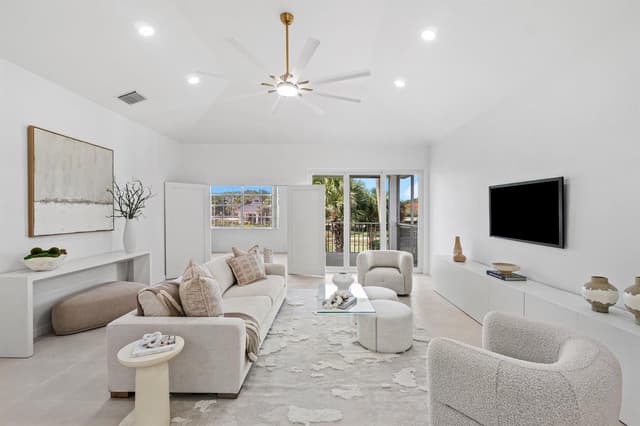 5166 Lake Catalina Drive # D, Boca Raton FL 33496 - Boca Raton, FL - Photo 2