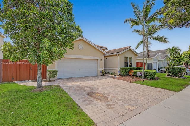 527 SE 31st Ave, Homestead FL 33033 - Homestead, FL - Photo 3