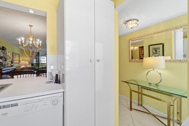 911 Gardenia Drive # 249, Delray Beach FL 33483 - Delray Beach, FL - Photo 6