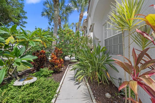 7865 Rockport Circle, Lake Worth FL 33467 - Lake Worth, FL - Photo 4