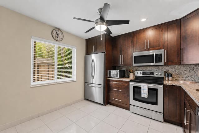 6351 Walk Circle, Boca Raton FL 33433 - Boca Raton, FL - Photo 6