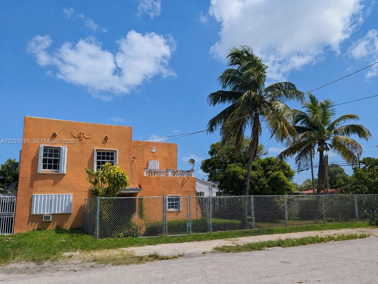 200 NW 34th Ave, Miami FL 33125
