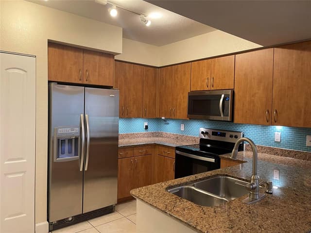 1830 RADIUS Drive # 720, Hollywood FL 33020 - Hollywood, FL - Photo 2