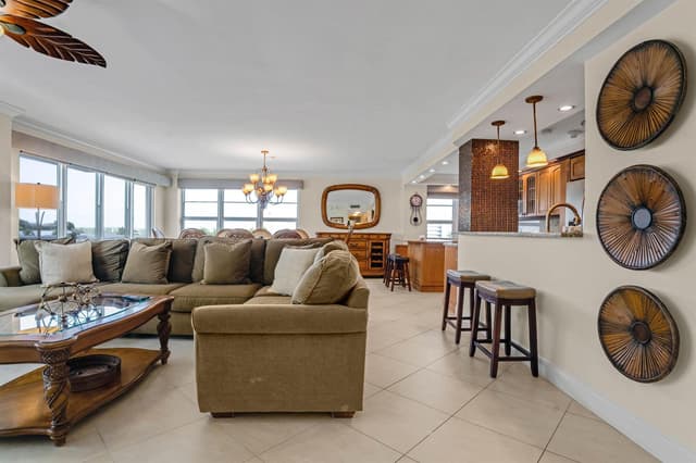133 N Pompano Beach Boulevard, Pompano Beach FL 33062 - Pompano Beach, FL - Photo 2