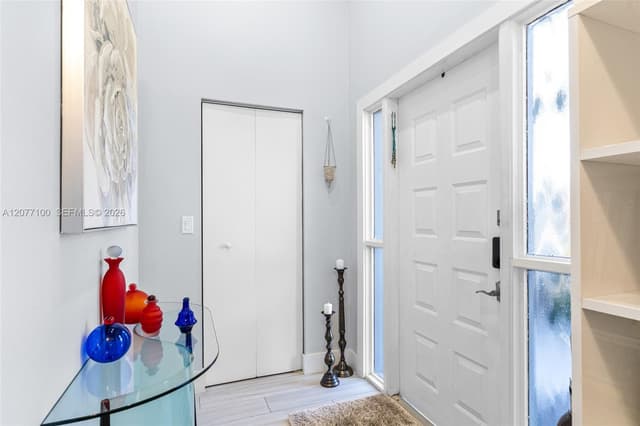 1064 NW 97th Ave # 219, Pembroke Pines FL 33024 - Pembroke Pines, FL - Photo 6