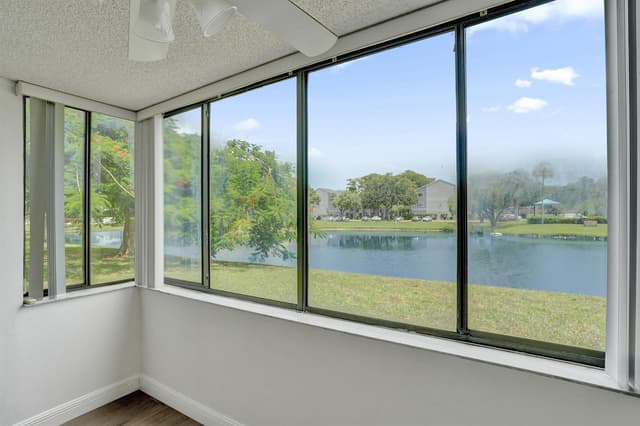 8030 Hampton Boulevard # 106, North Lauderdale FL 33068 - North Lauderdale, FL - Photo 3