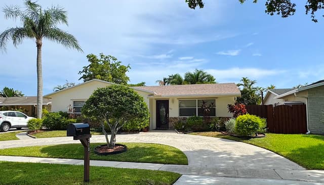 310 SE 4TH Terrace, Dania Beach FL 33004 - Dania Beach, FL - Photo 3