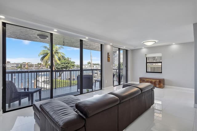 200 Golden Isles Dr # 206, Hallandale Beach FL 33009 - Hallandale Beach, FL - Photo 4