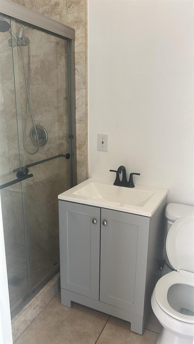 810 NW 40TH # 3, Oakland Park FL 33309 - Oakland Park, FL - Photo 1