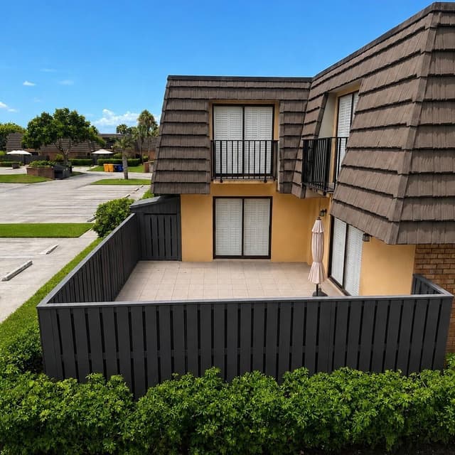 107 1st Way, West Palm Beach FL 33407 - West Palm Beach, FL - Photo 2