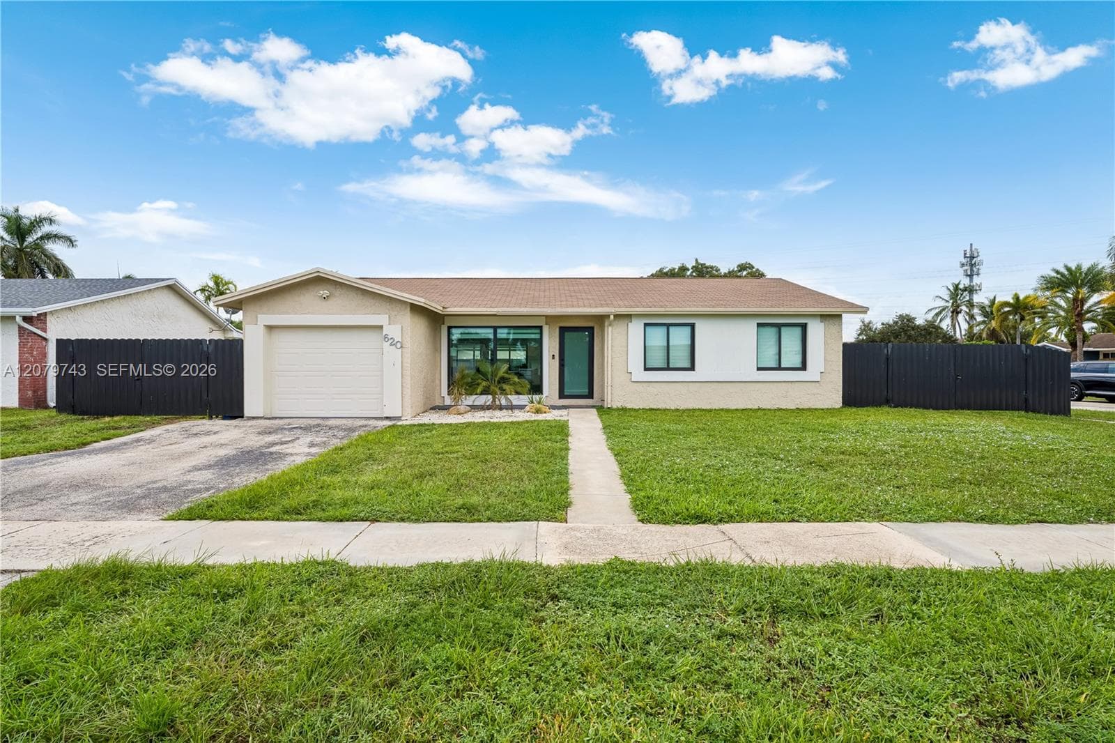 620 NW 98th Ave, Pembroke Pines FL 33024 - Pembroke Pines, FL - Photo 1