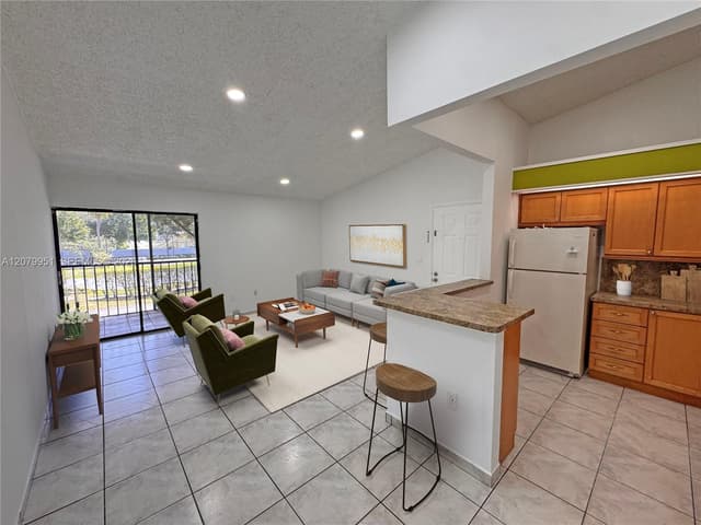 18905 NW 62nd Ave # 204, Hialeah FL 33015 - Hialeah, FL - Photo 6