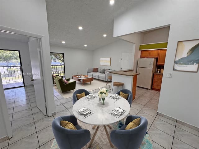 18905 NW 62nd Ave # 204, Hialeah FL 33015 - Hialeah, FL - Photo 4