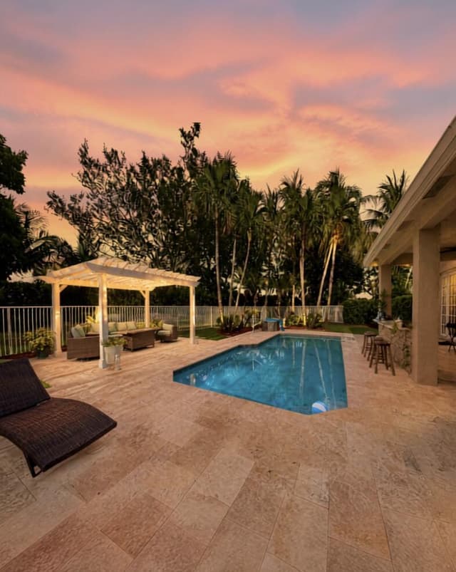 6566 Marbletree Lane, Lake Worth FL 33467 - Lake Worth, FL - Photo 2
