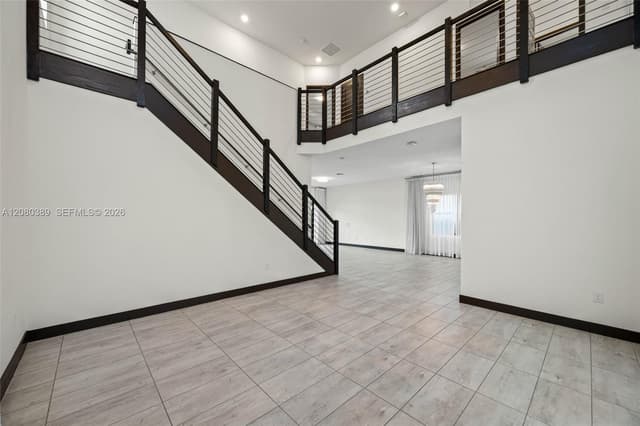 15742 NW 88th Ave, Miami Lakes FL 33018 - Miami Lakes, FL - Photo 6