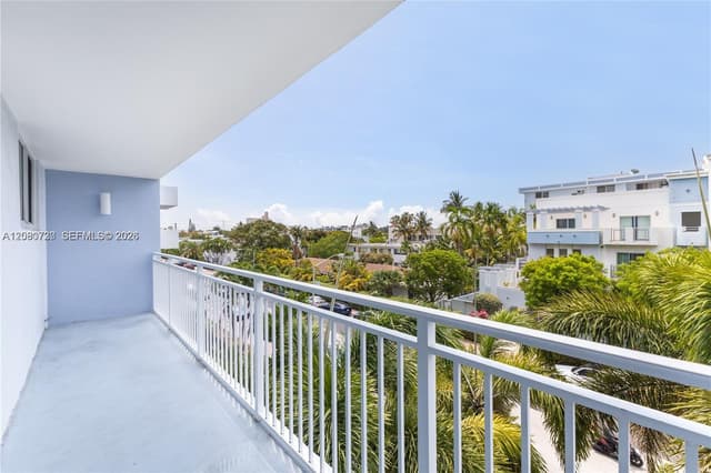 1045 10th St # 402, Miami Beach FL 33139 - Miami Beach, FL - Photo 2