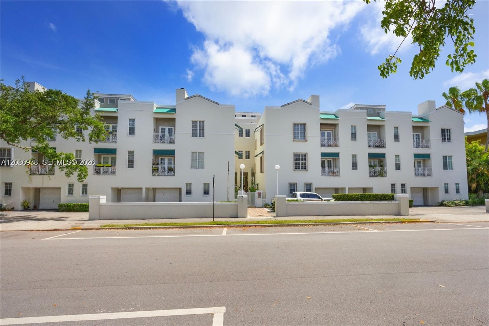 5801 SW 74th Ter # 3, South Miami FL 33143 - South Miami, FL - Photo 1