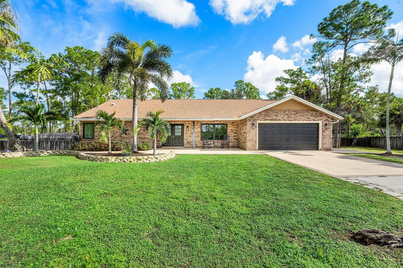 18429 Sycamore Drive W, Loxahatchee FL 33470 - Loxahatchee, FL - Photo 1