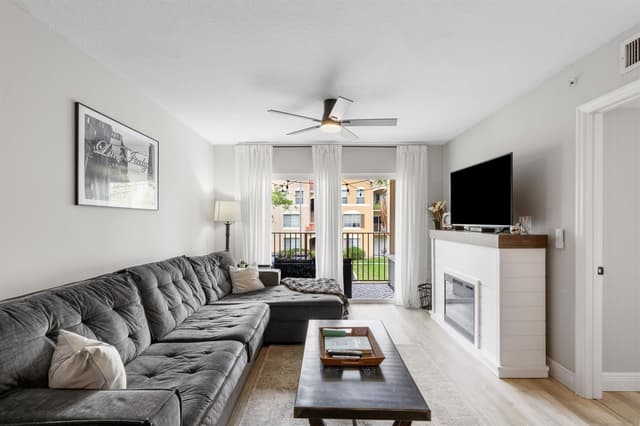 4041 SAN MARINO Boulevard # 202, West Palm Beach FL 33409 - West Palm Beach, FL - Photo 4