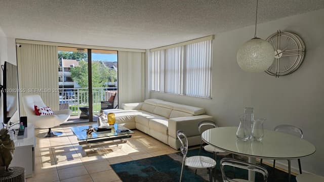 2450 NE 135th St # 102, North Miami FL 33181 - North Miami, FL - Photo 2