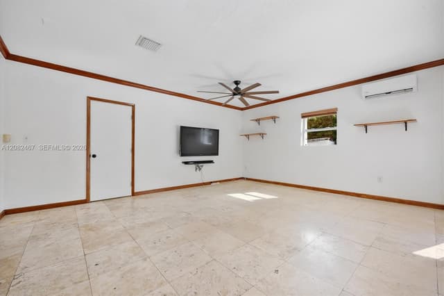 18545 SW 82nd Ave, Cutler Bay FL 33157 - Cutler Bay, FL - Photo 6