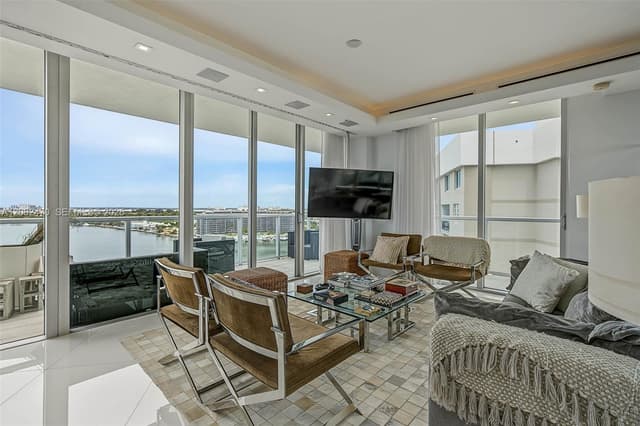 6700 Indian Creek Dr, Miami Beach FL 33141 - Miami Beach, FL - Photo 3
