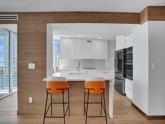 325 S Biscayne Blvd # 1423, Miami FL 33131 - Miami, FL - Photo 6