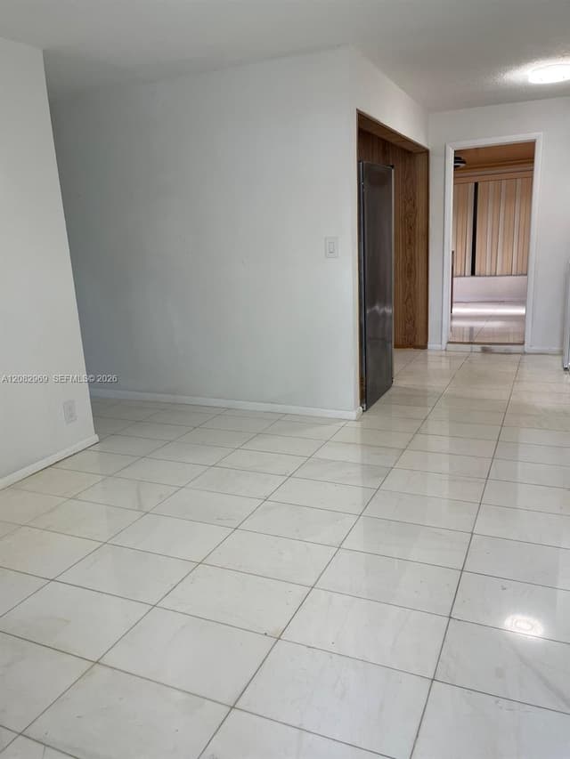 6104 NW 10th St, Margate FL 33063 - Margate, FL - Photo 3