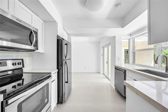 7408 NW 58th St, Tamarac FL 33321 - Tamarac, FL - Photo 2