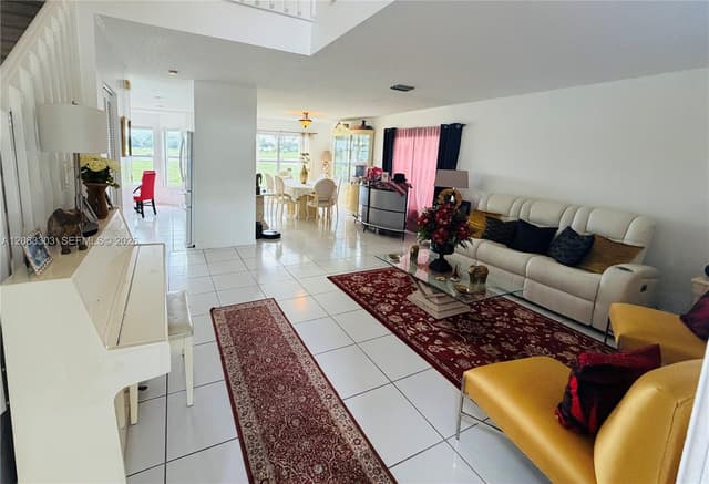 10664 Oak Lake Way, Boca Raton FL 33498 - Boca Raton, FL - Photo 4