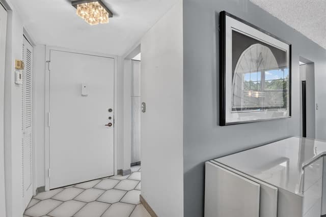 1400 Saint Charles Place # 313, Pembroke Pines FL 33026 - Pembroke Pines, FL - Photo 7