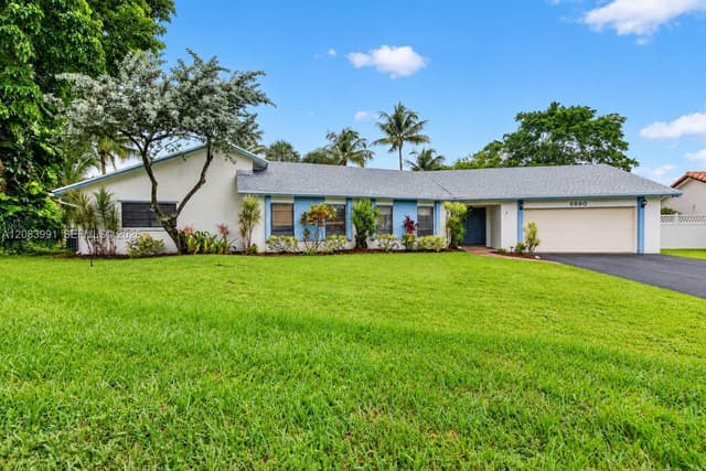 9880 SW 1st St, Plantation FL 33324 - Plantation, FL - Photo 3