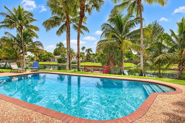 9880 SW 1st St, Plantation FL 33324 - Plantation, FL - Photo 5
