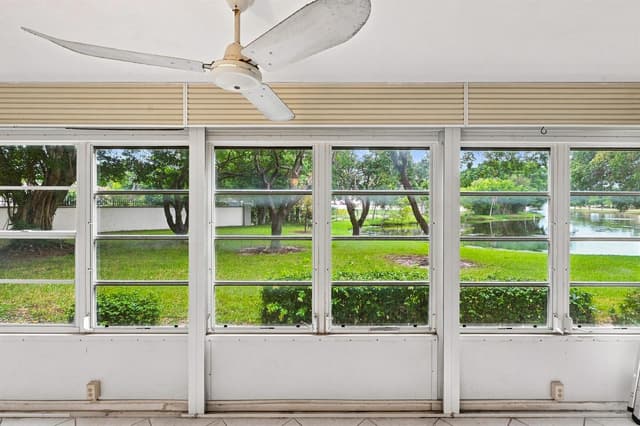 2101 LUCAYA Bend # C1, Coconut Creek FL 33066 - Coconut Creek, FL - Photo 6
