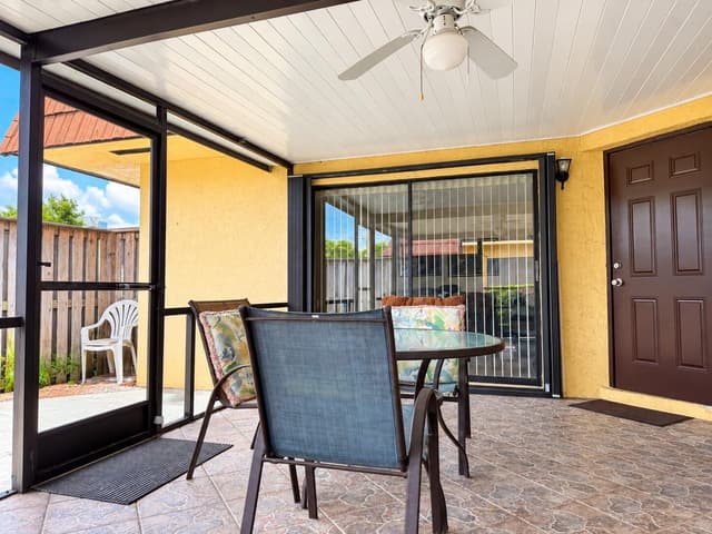 4161 TURNBERRY Circle # 28, Lake Worth FL 33467 - Lake Worth, FL - Photo 2