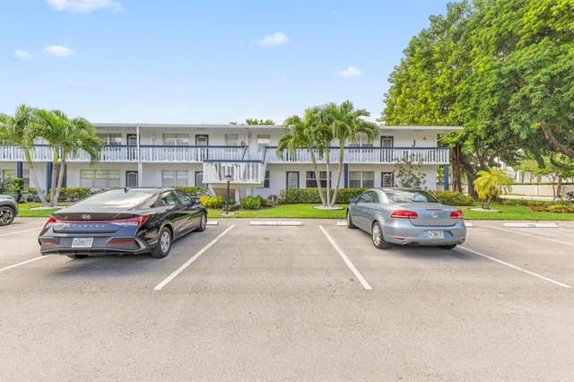 159 Newport J, Deerfield Beach FL 33442 - Deerfield Beach, FL - Photo 2