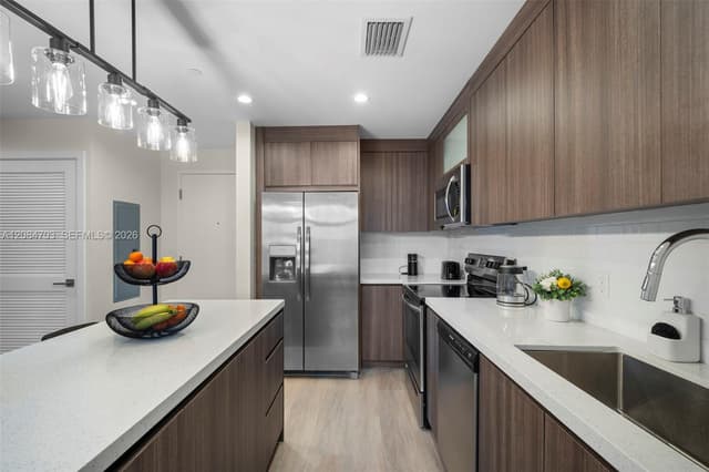 1938 Jackson St # 306, Hollywood FL 33020 - Hollywood, FL - Photo 6
