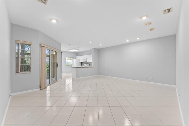 6705 Via Regina, Boca Raton FL 33433 - Boca Raton, FL - Photo 7