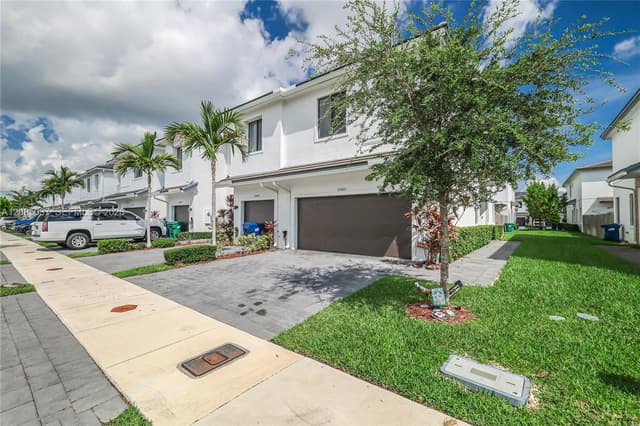 10841 SW 233rd St, Homestead FL 33032 - Homestead, FL - Photo 3