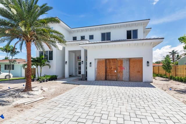 354 Laurie Road, West Palm Beach FL 33405 - West Palm Beach, FL - Photo 3