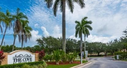 3490 Briar Bay Blvd # 104, West Palm Beach FL 33411 - West Palm Beach, FL - Photo 4