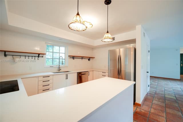 1114 Columbus Blvd, Coral Gables FL 33134 - Coral Gables, FL - Photo 6