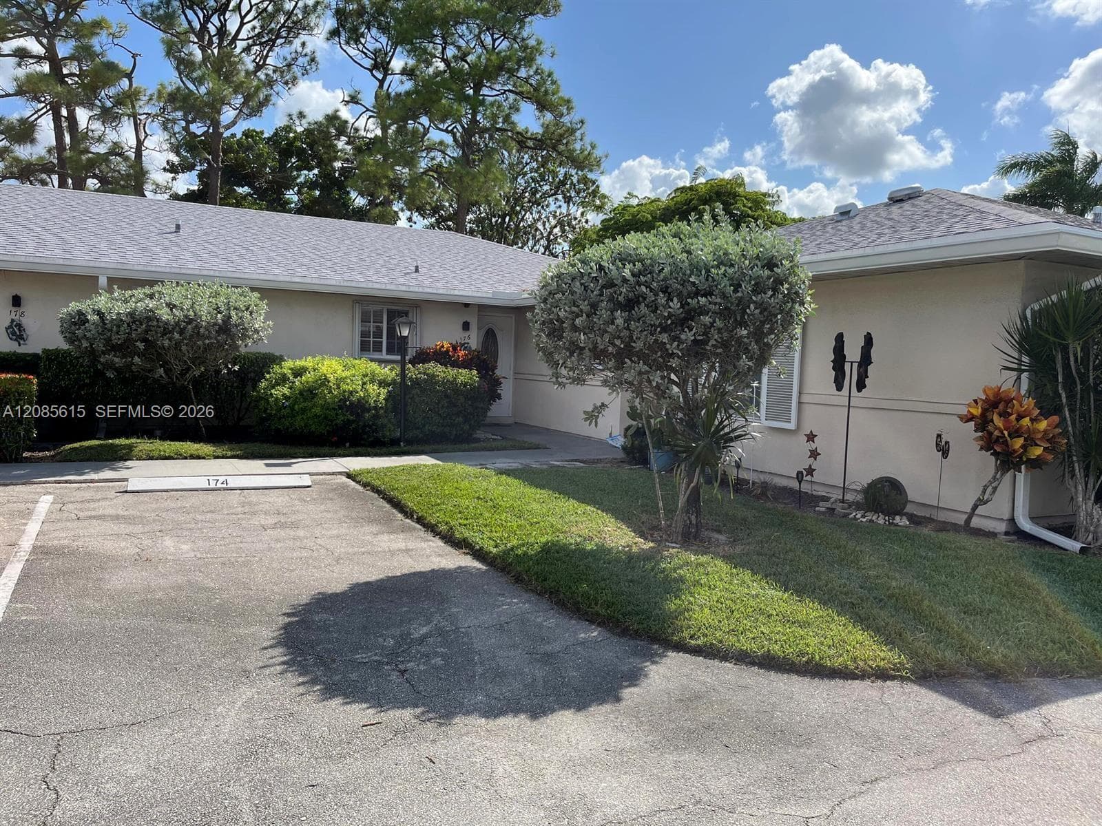 176 Cape Cod Circle # 0, Lake Worth FL 33467